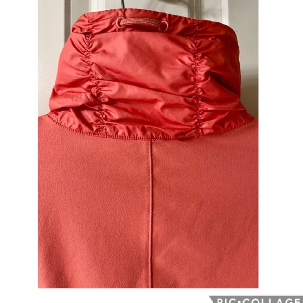 Under Armour Studio Essential Jacket - image 6